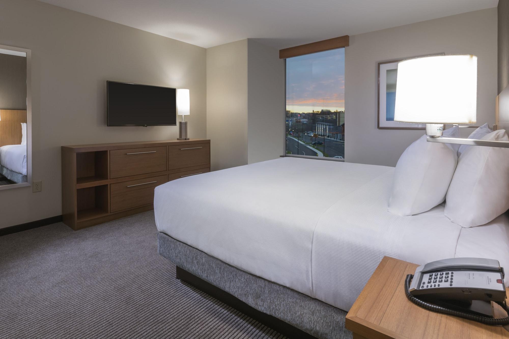 Hyatt Place Marlborough/Apex Center Kültér fotó