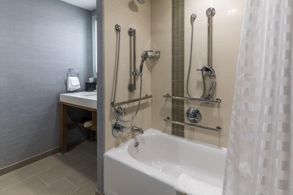 Hyatt Place Marlborough/Apex Center Kültér fotó