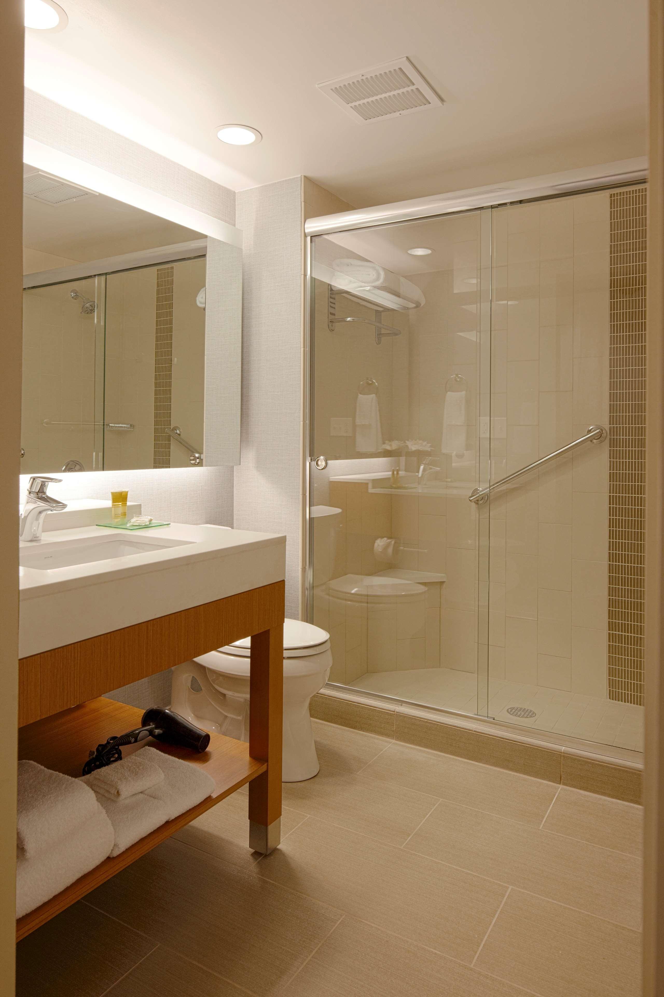 Hyatt Place Marlborough/Apex Center Kültér fotó